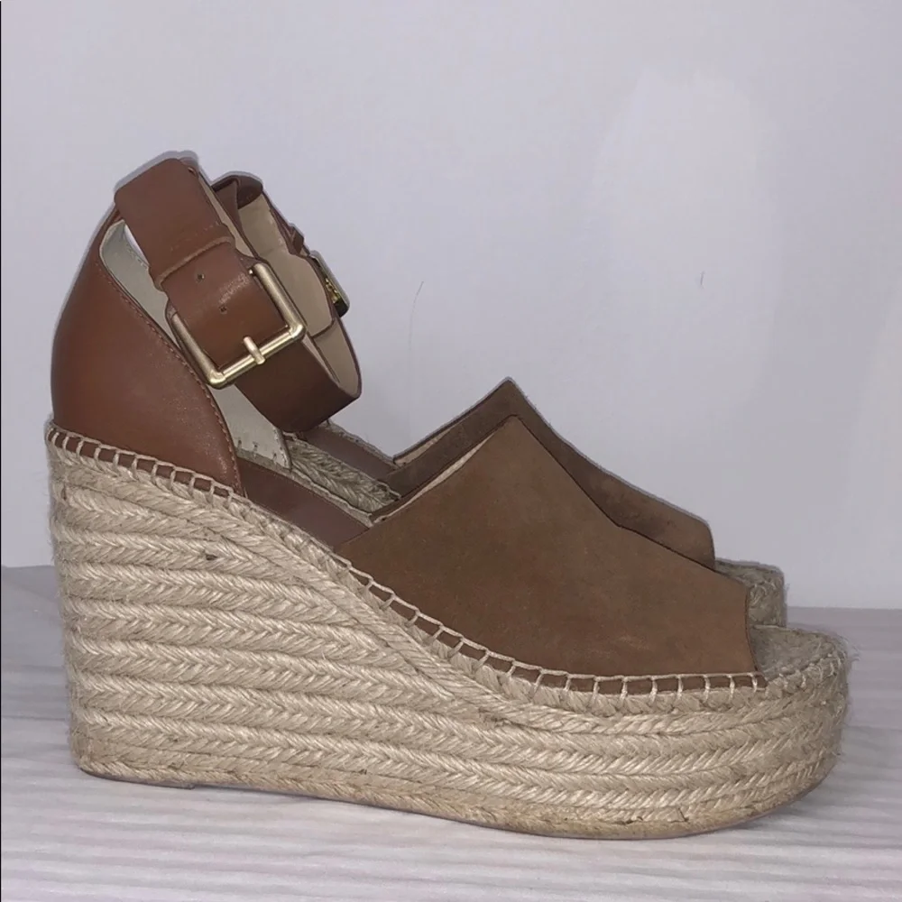 LAST ONE AVAILABLE!! Marc Fisher Ankle Strap Espadrille Platform Wedges Size 10
